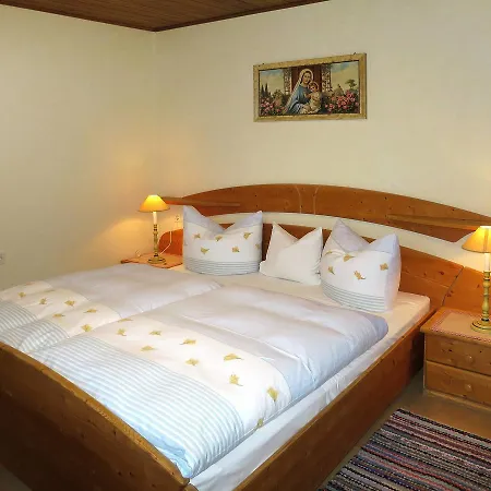 Ferienwohnung 241w * Finkenberg